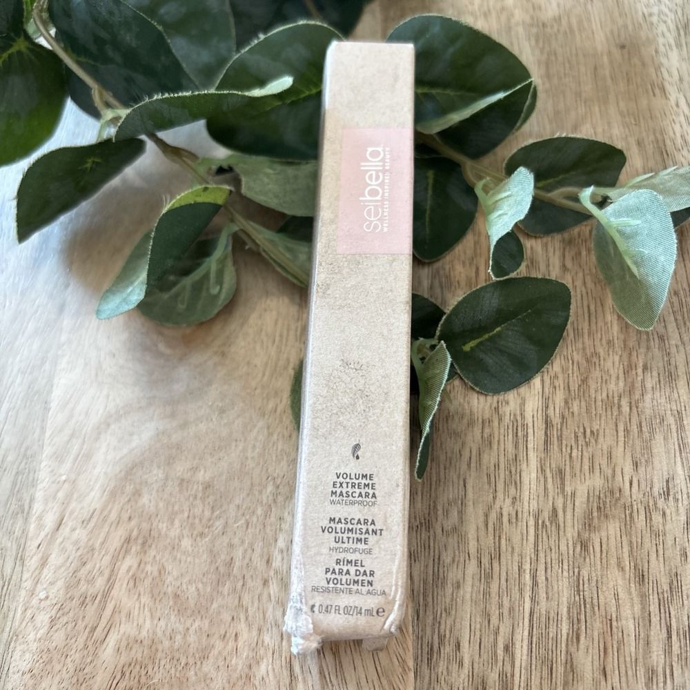 SEI BELLA VOLUME EXTREME  MASCARA IN BLACK .47 Oz